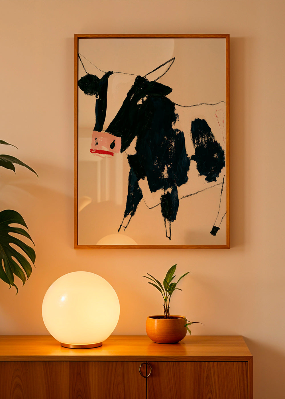 Kunstwerk koe met speelse penseelstreken