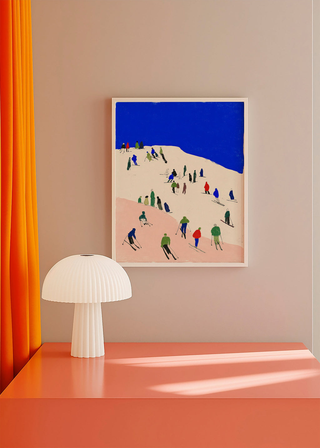 Landschapsschilderij met skiërs op blauwe helling