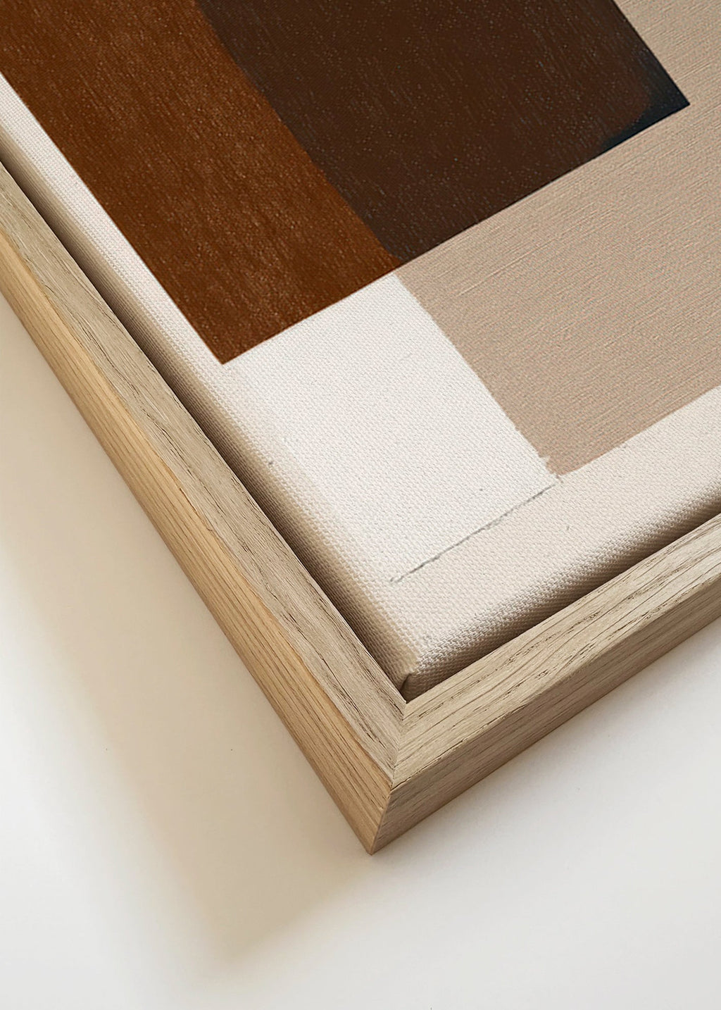 Minimalistisch design met aardse overlappende blokken