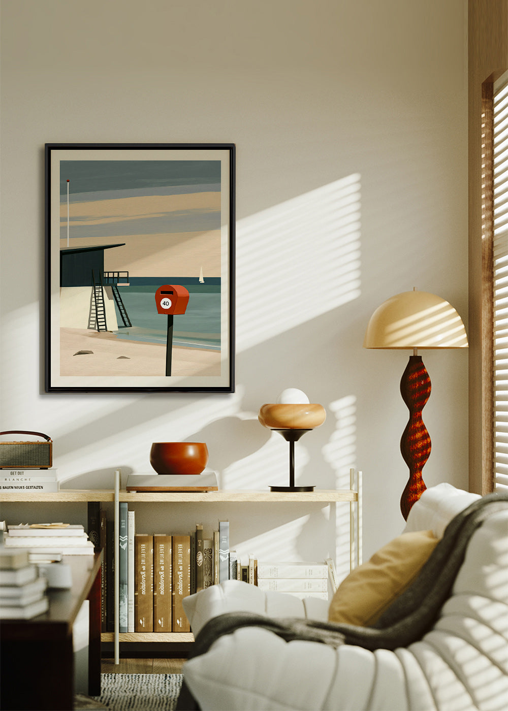 Landschap kunst met strandwacht en rode brievenbus