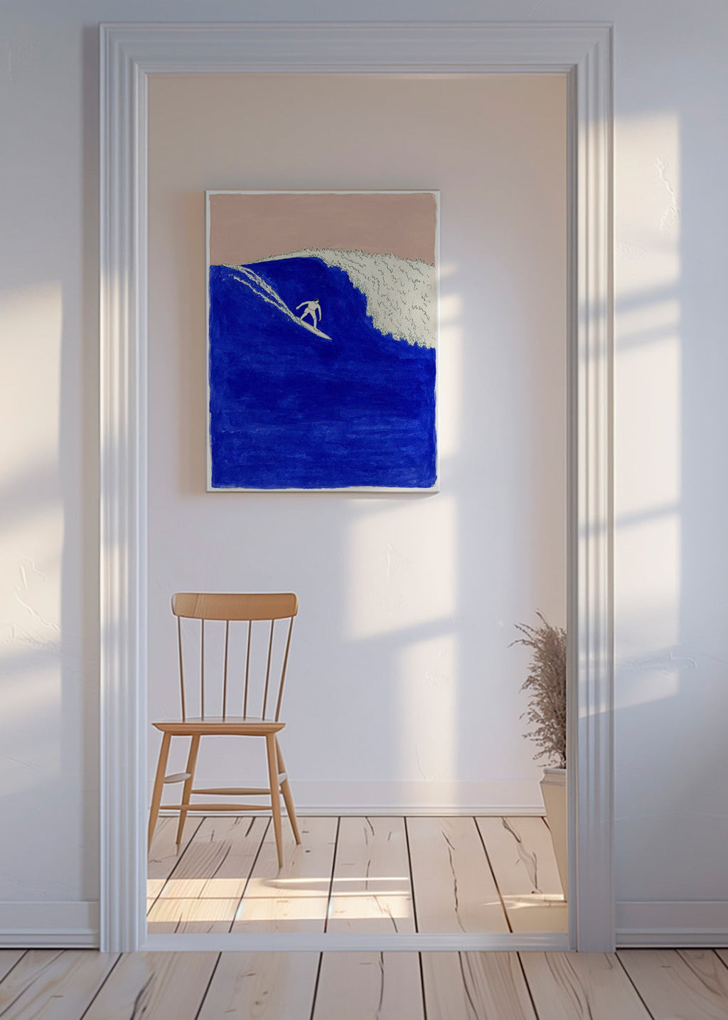 Sportkunst: surfer op intense blauwe golf