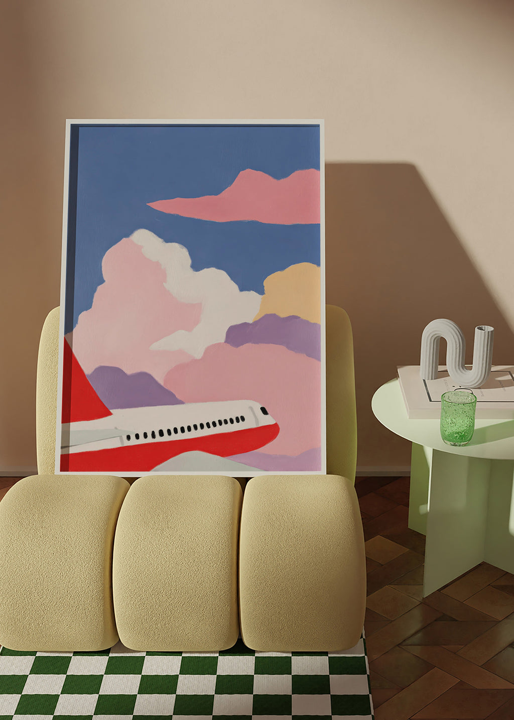 Illustratie vliegtuig tussen roze wolken