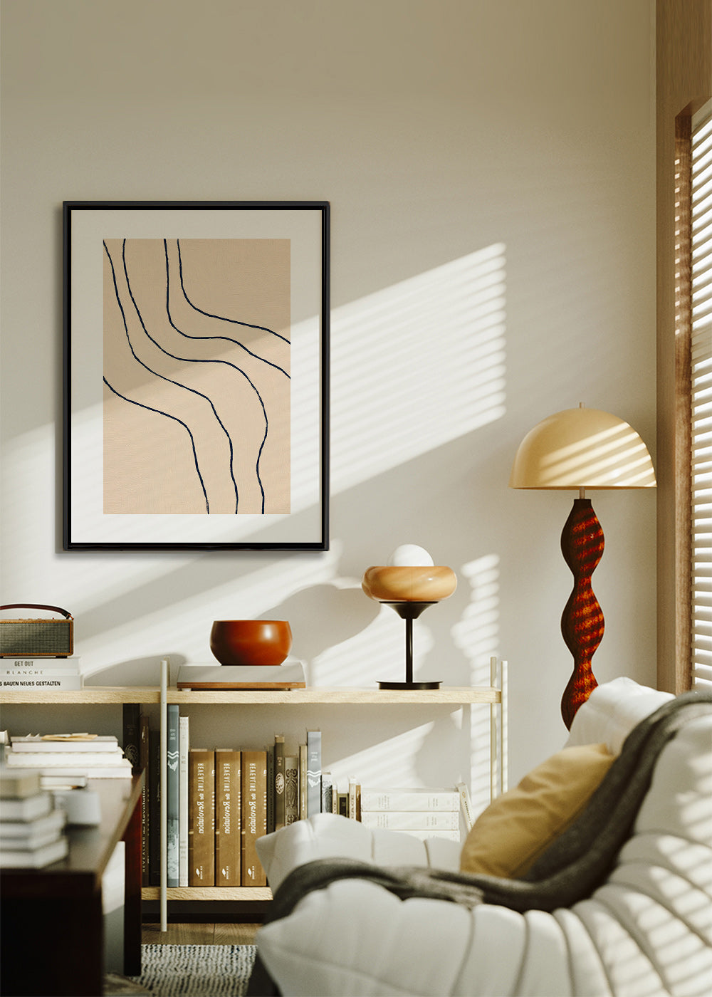 Minimalistisch kunstwerk met organische lijnen beige
