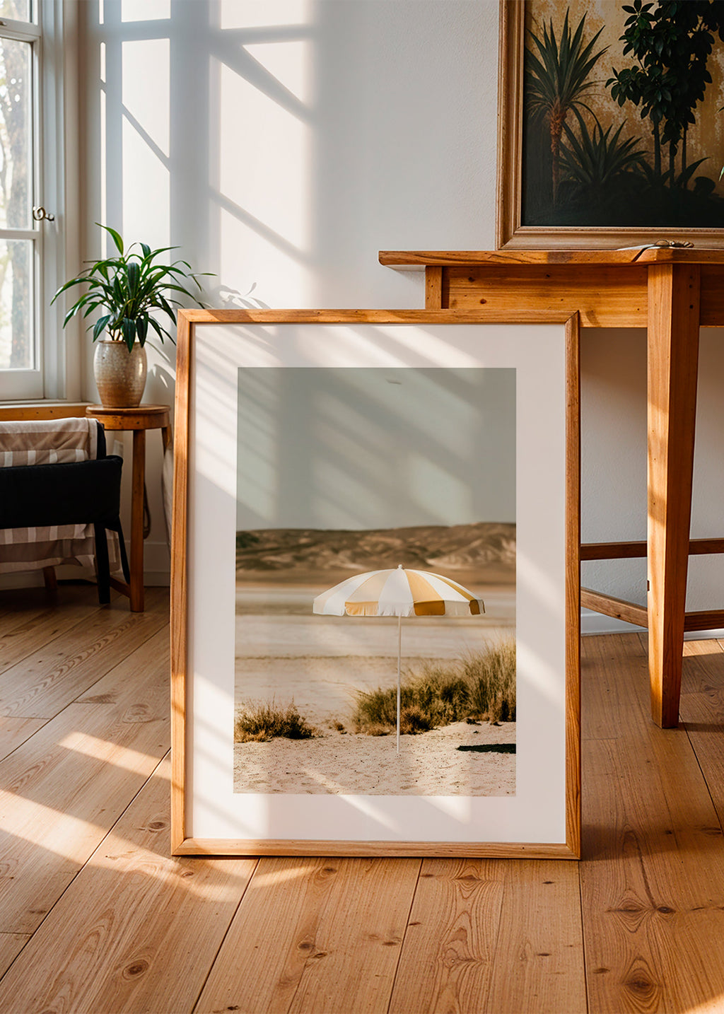 Landschap kunst met gestreepte strandparasol