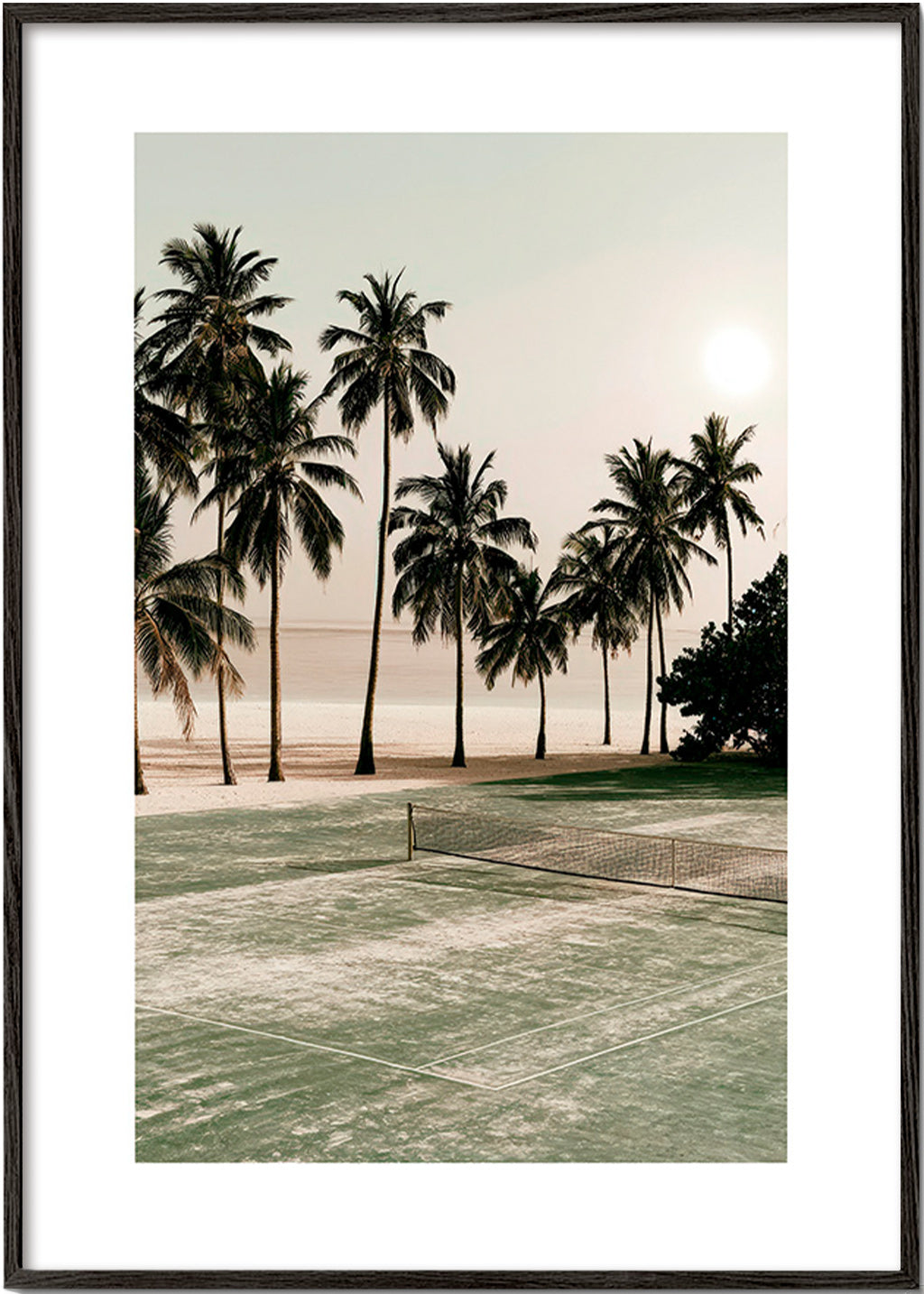 Landschap kunst met palmbomen en een tennisbaan