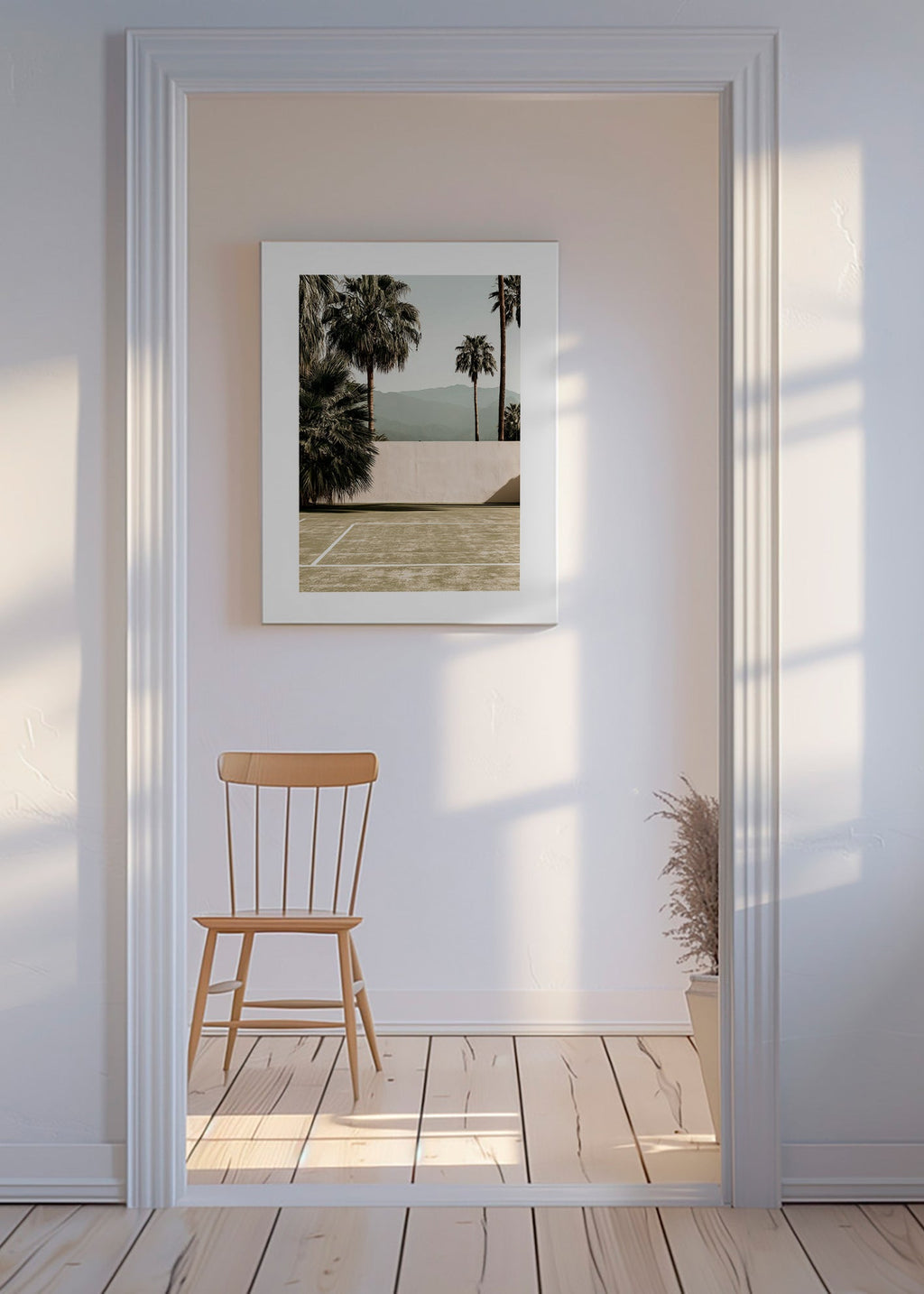 Landschap kunst met palmen en minimalistische muur