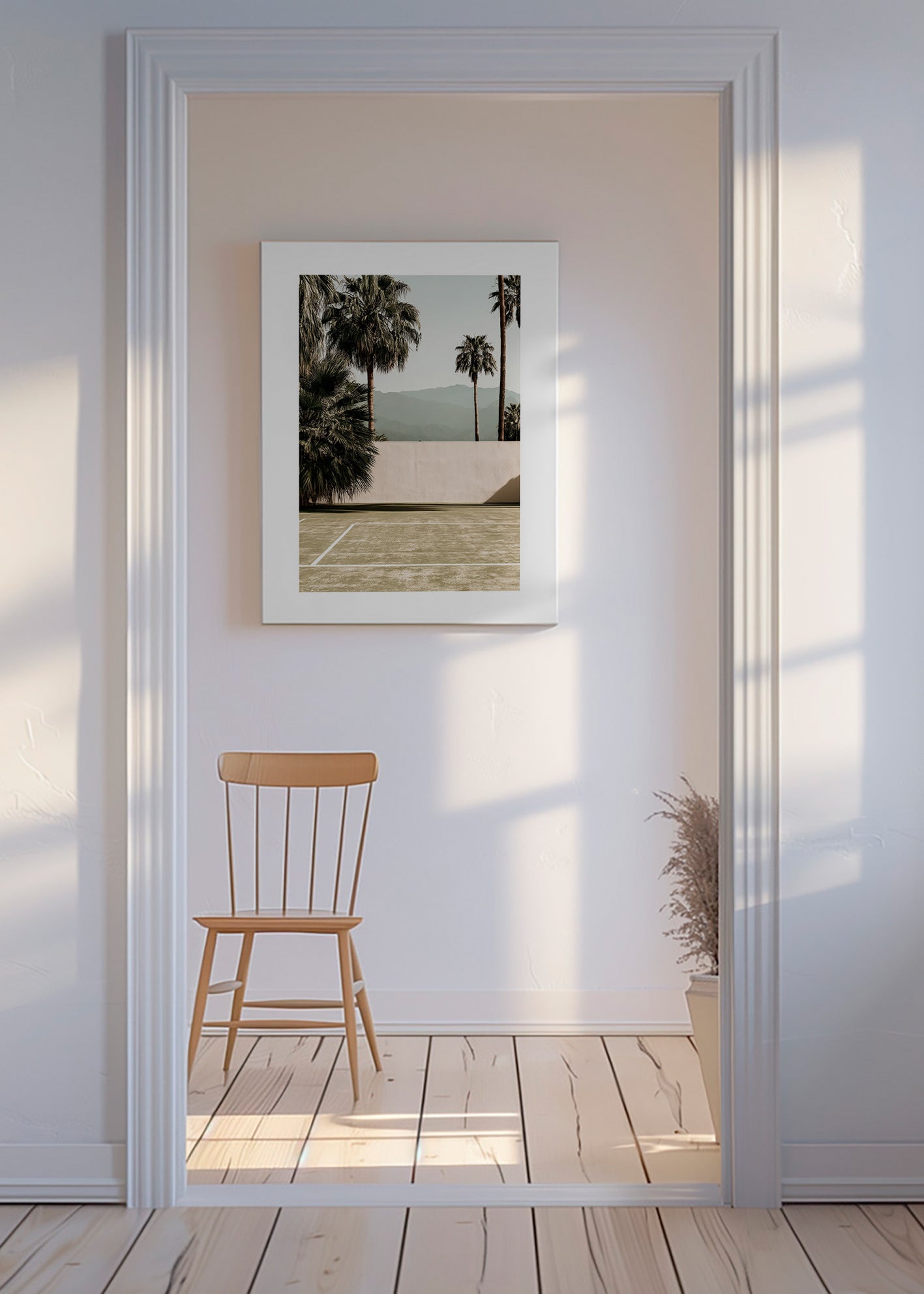 Landschap kunst met palmen en minimalistische muur