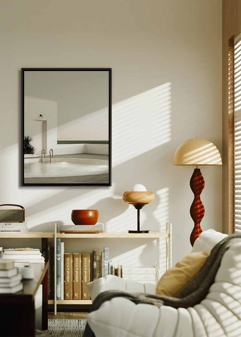 Fotografie van minimalistisch zwembad en witte architectuur