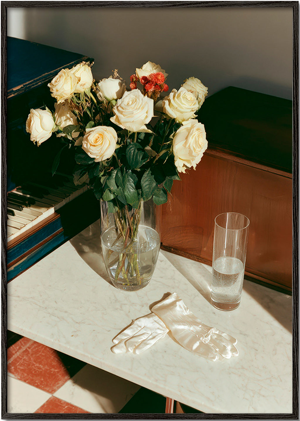Botanische poster met witte rozen