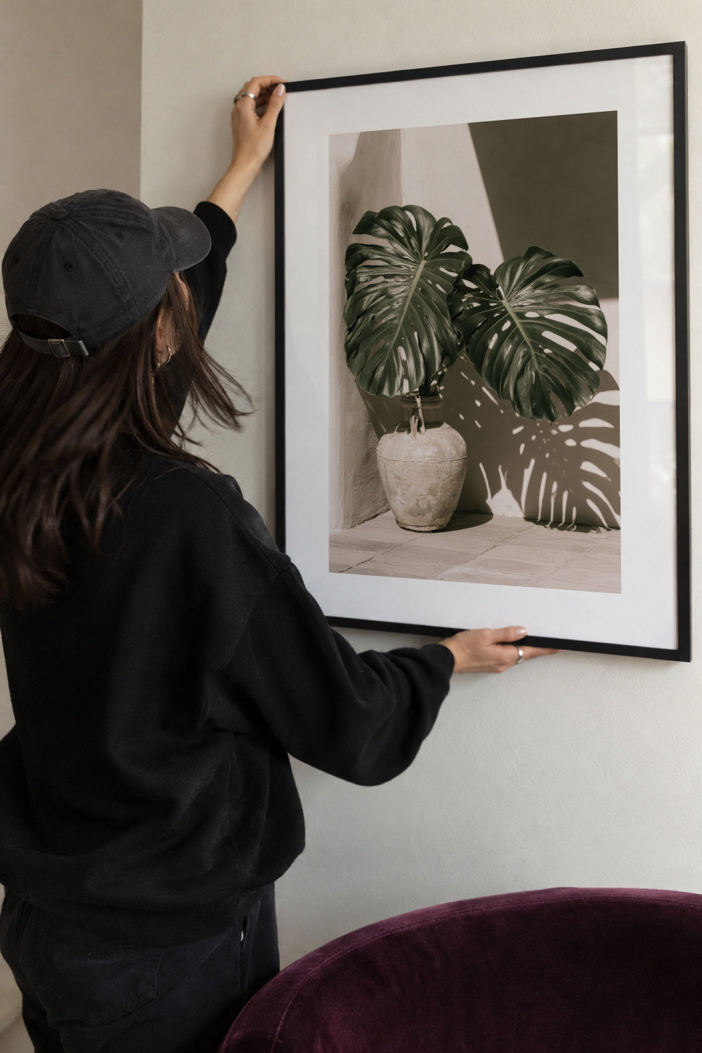 Monstera Shadow - Framed poster detail