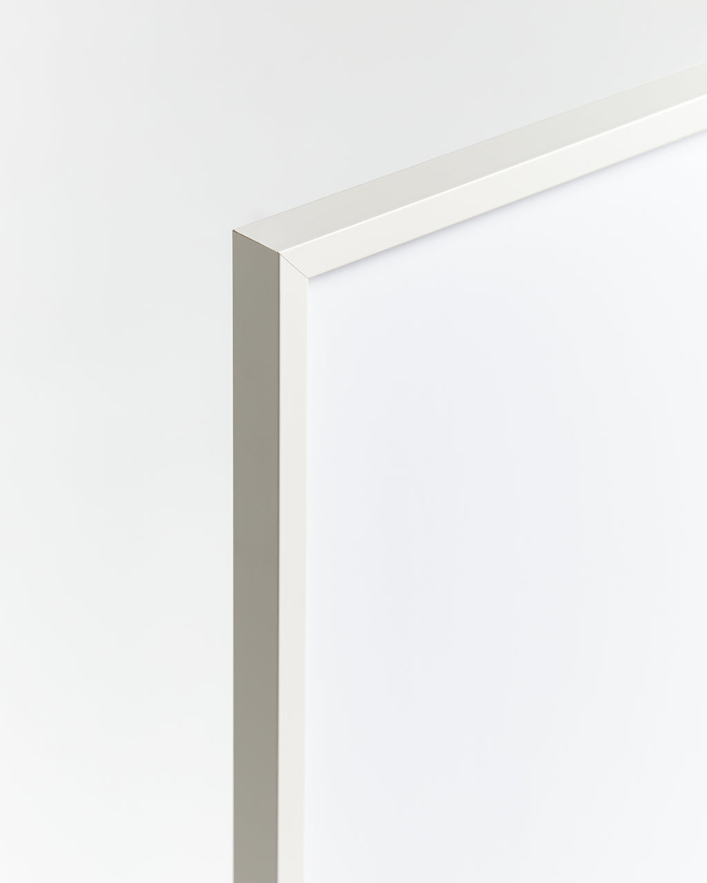 White frame 50x50cm
