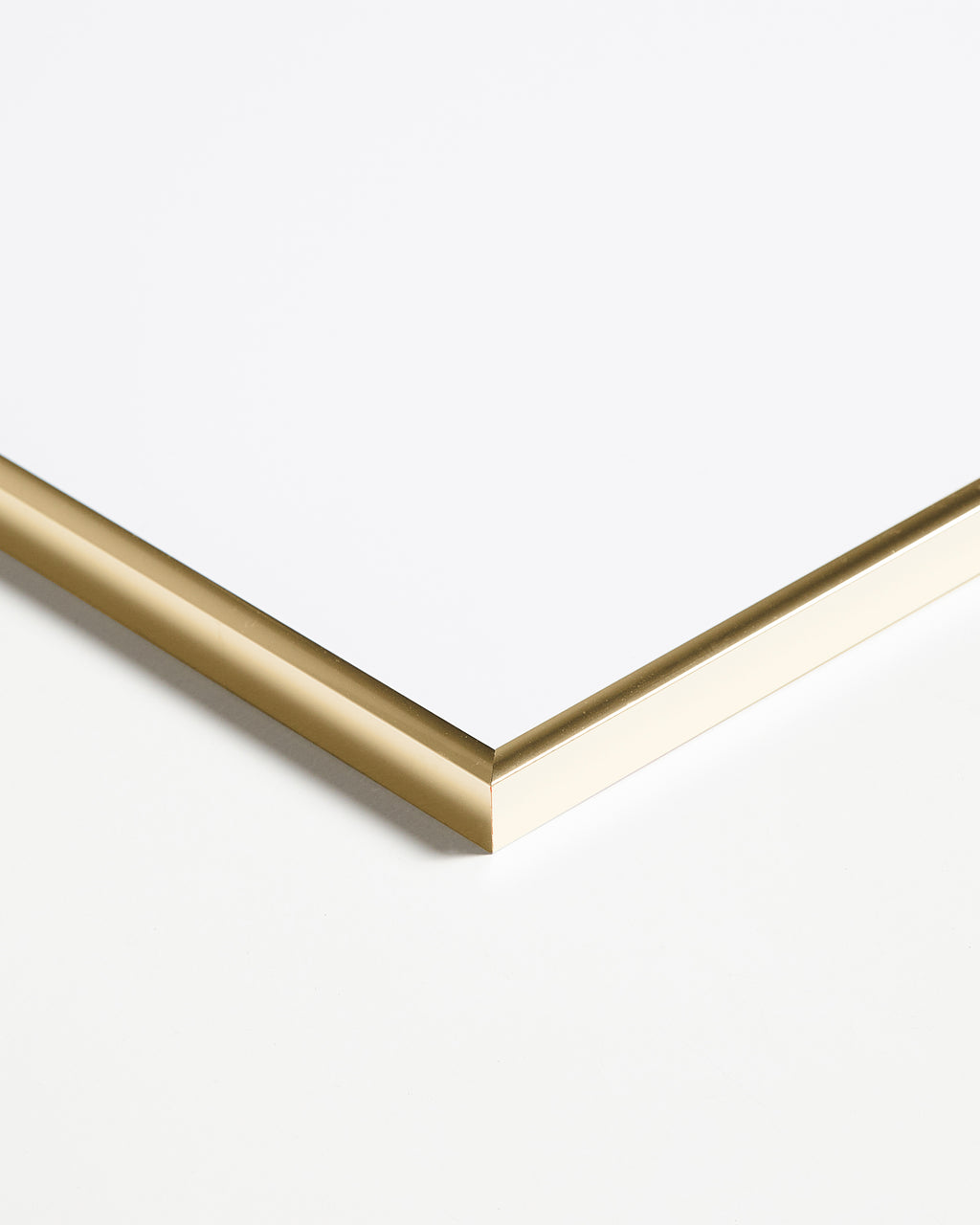 Gold frame 50x50cm
