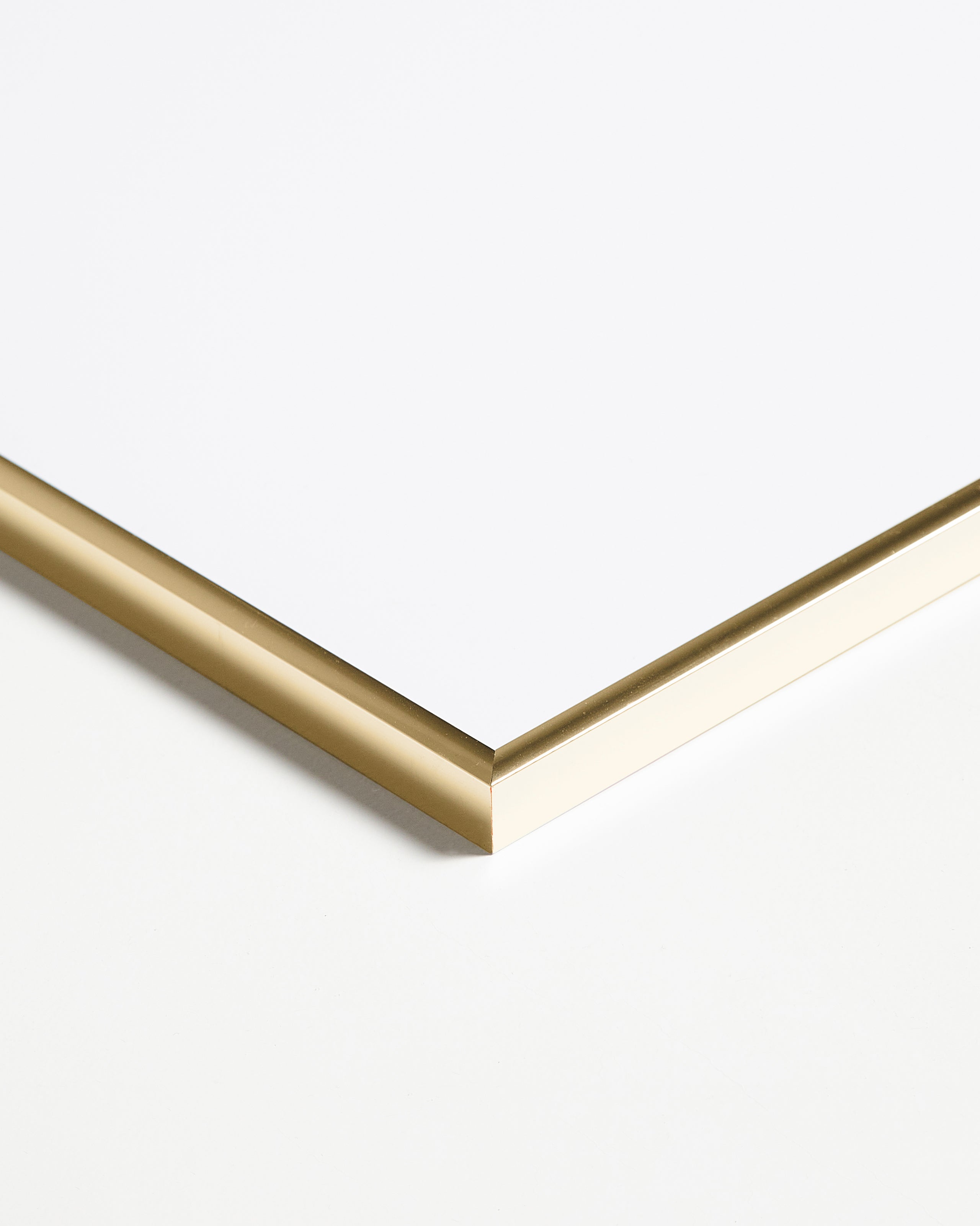 Gold frame 50x50cm