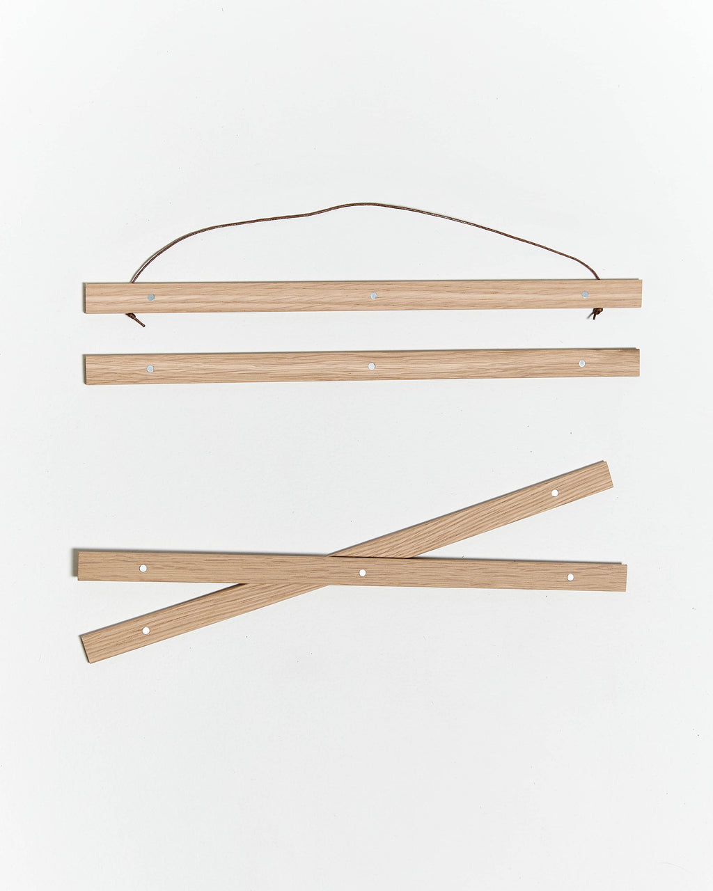 Colgador para póster de 60cm de madera y color roble